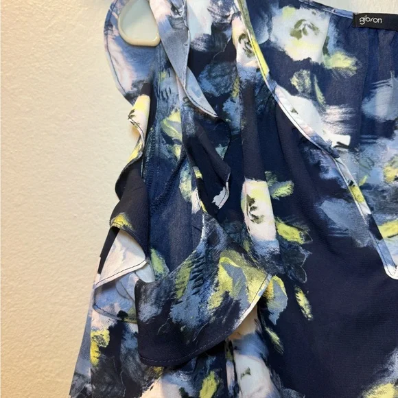 Gibson Navy Floral Ruffle Sleeve Blouse with White Roses - Picture 6 of 12